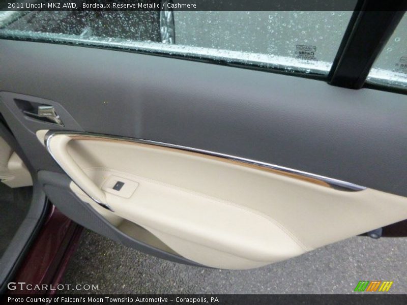 Bordeaux Reserve Metallic / Cashmere 2011 Lincoln MKZ AWD