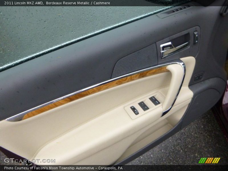 Bordeaux Reserve Metallic / Cashmere 2011 Lincoln MKZ AWD