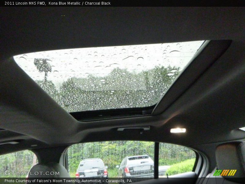 Kona Blue Metallic / Charcoal Black 2011 Lincoln MKS FWD