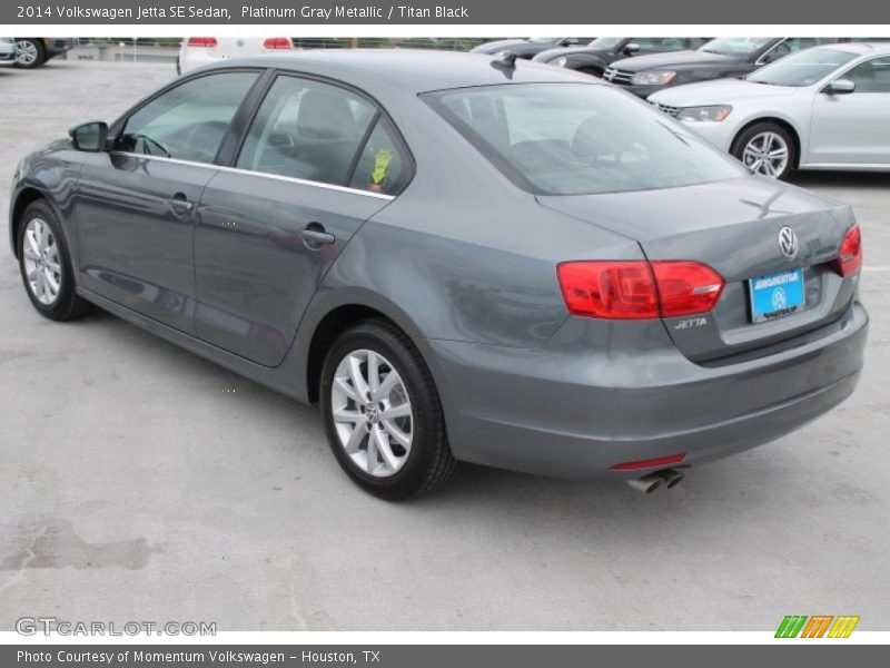 Platinum Gray Metallic / Titan Black 2014 Volkswagen Jetta SE Sedan