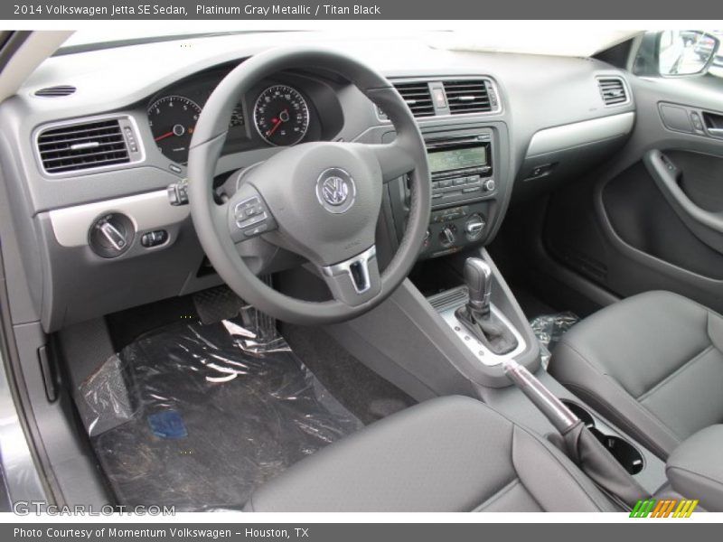 Platinum Gray Metallic / Titan Black 2014 Volkswagen Jetta SE Sedan
