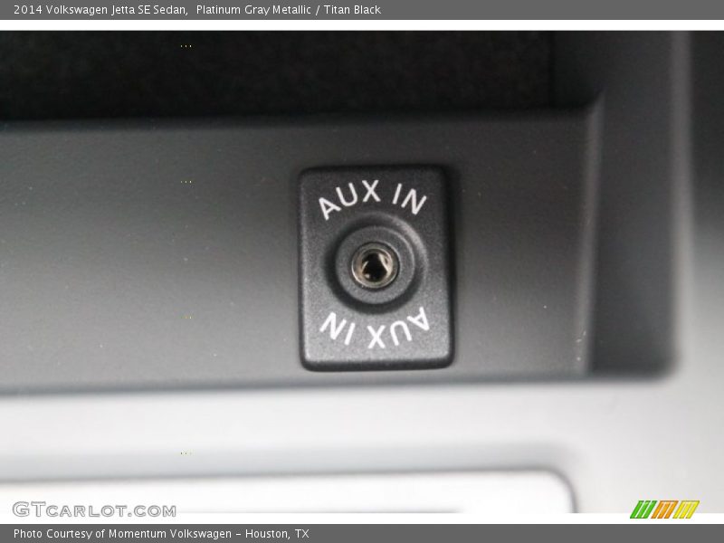 Platinum Gray Metallic / Titan Black 2014 Volkswagen Jetta SE Sedan