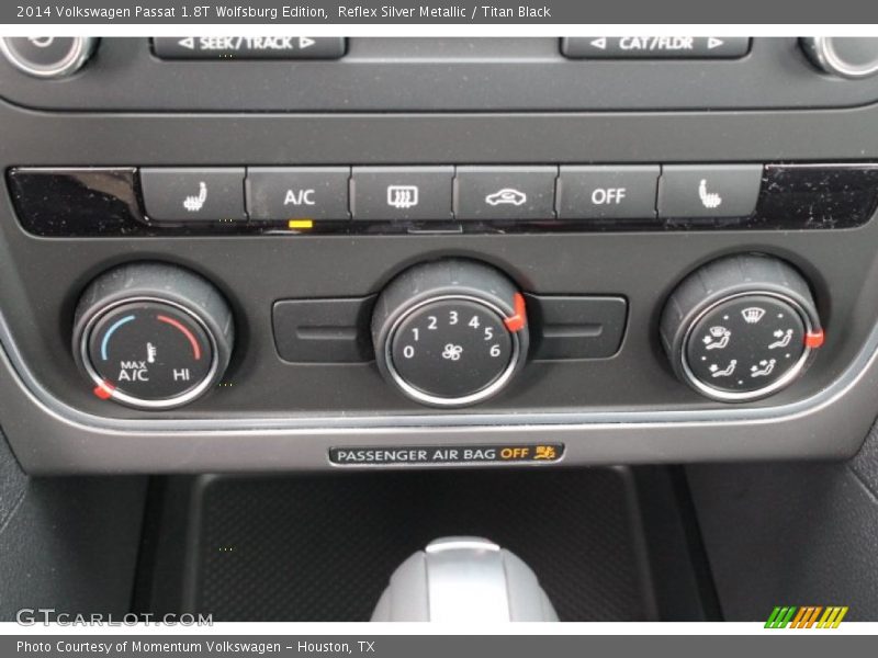 Reflex Silver Metallic / Titan Black 2014 Volkswagen Passat 1.8T Wolfsburg Edition