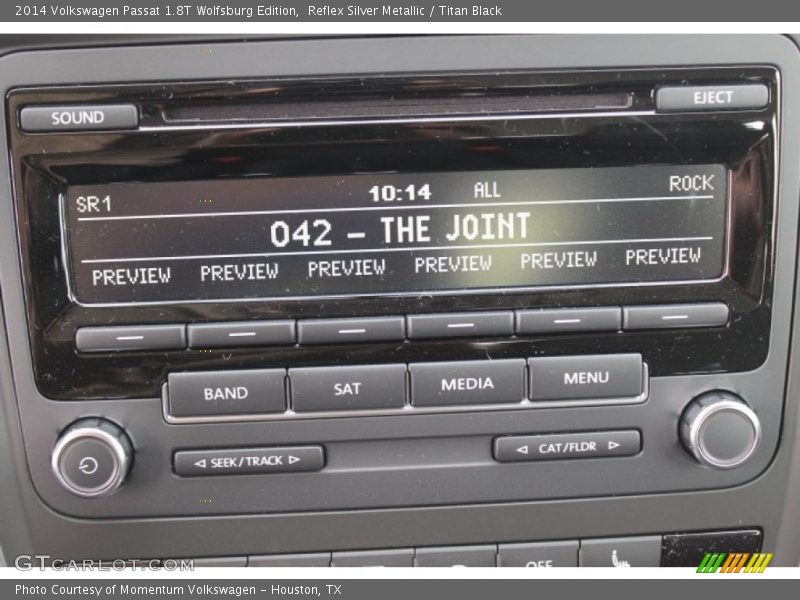 Reflex Silver Metallic / Titan Black 2014 Volkswagen Passat 1.8T Wolfsburg Edition