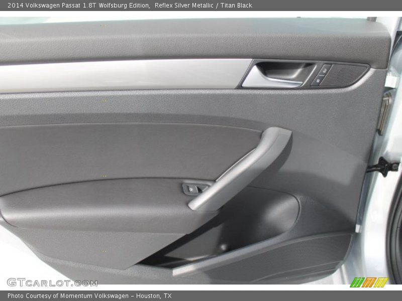 Reflex Silver Metallic / Titan Black 2014 Volkswagen Passat 1.8T Wolfsburg Edition