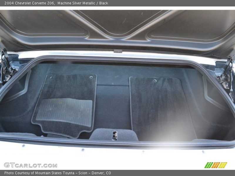 Machine Silver Metallic / Black 2004 Chevrolet Corvette Z06