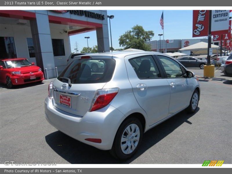 Classic Silver Metallic / Ash 2013 Toyota Yaris LE 5 Door