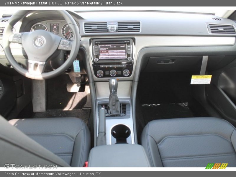 Reflex Silver Metallic / Titan Black 2014 Volkswagen Passat 1.8T SE