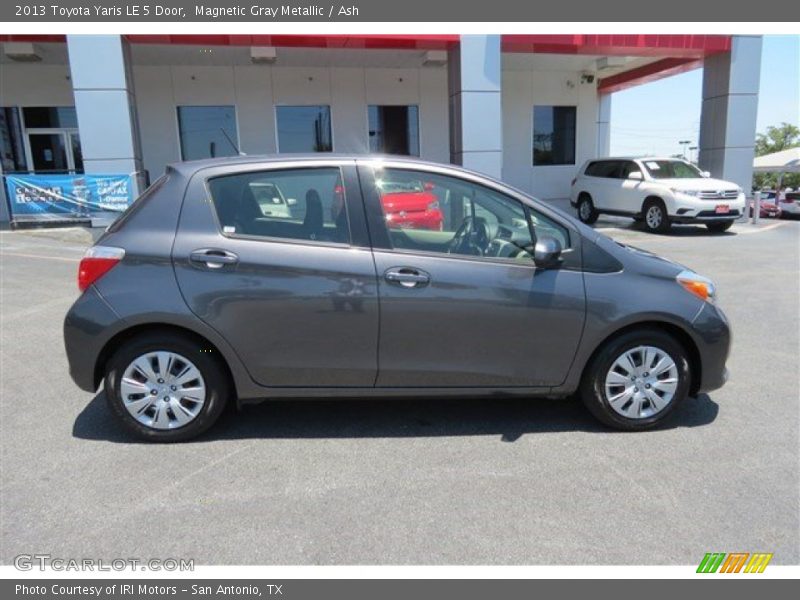 Magnetic Gray Metallic / Ash 2013 Toyota Yaris LE 5 Door