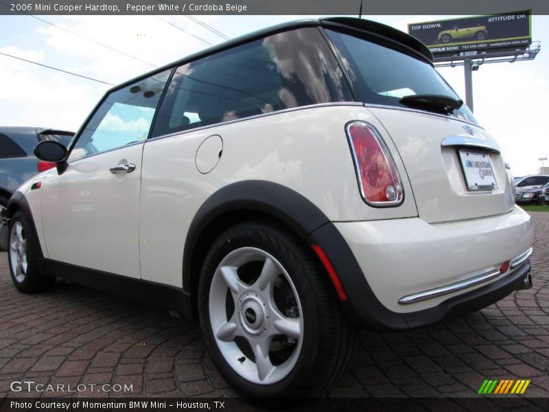 Pepper White / Cordoba Beige 2006 Mini Cooper Hardtop