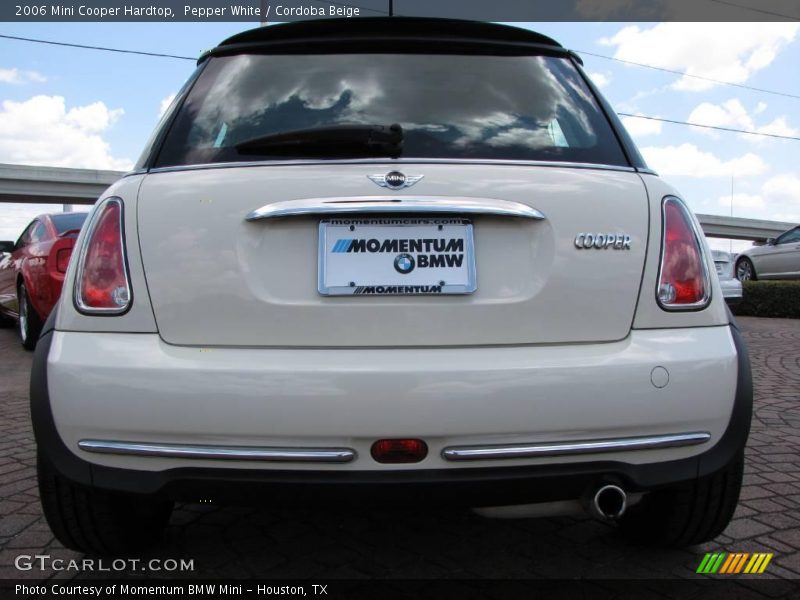 Pepper White / Cordoba Beige 2006 Mini Cooper Hardtop
