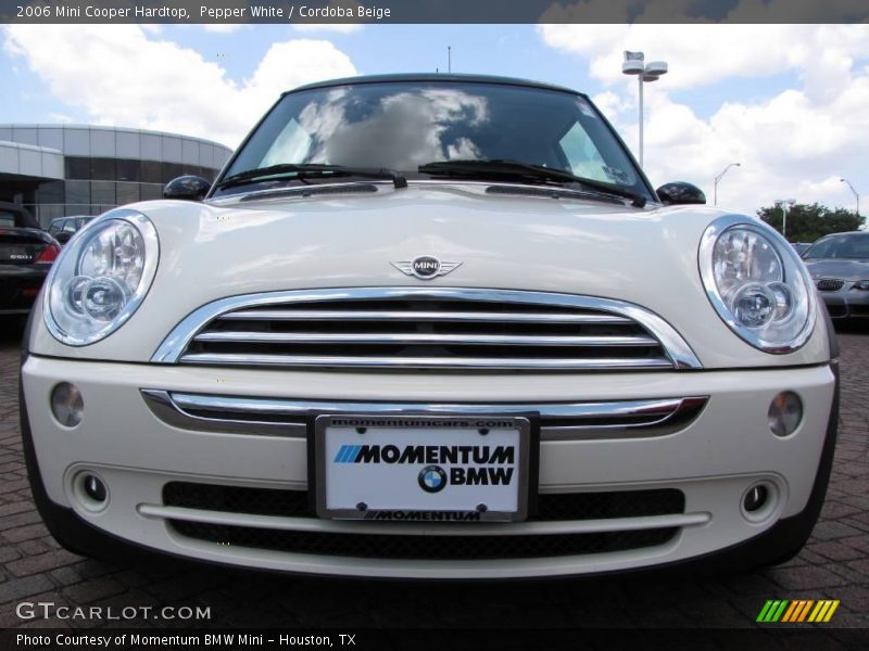Pepper White / Cordoba Beige 2006 Mini Cooper Hardtop