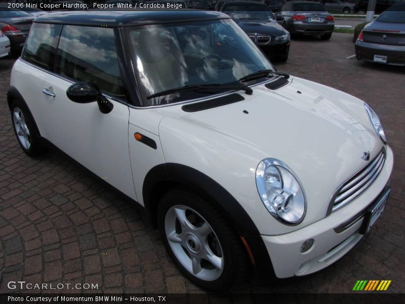 Pepper White / Cordoba Beige 2006 Mini Cooper Hardtop