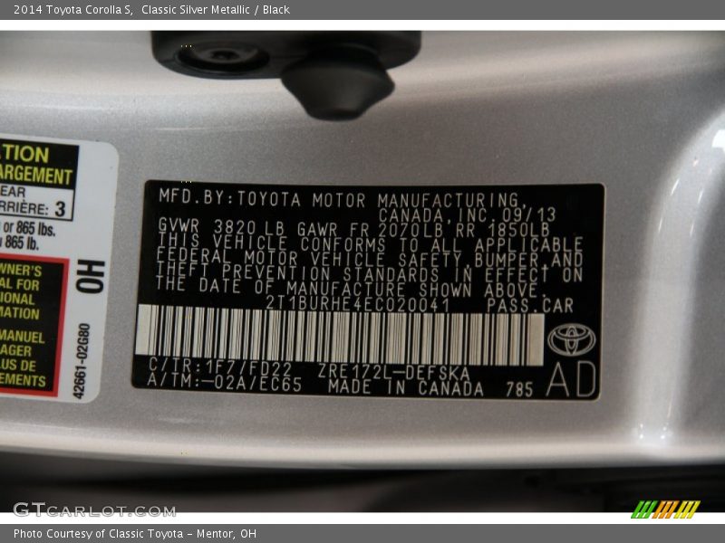 Classic Silver Metallic / Black 2014 Toyota Corolla S