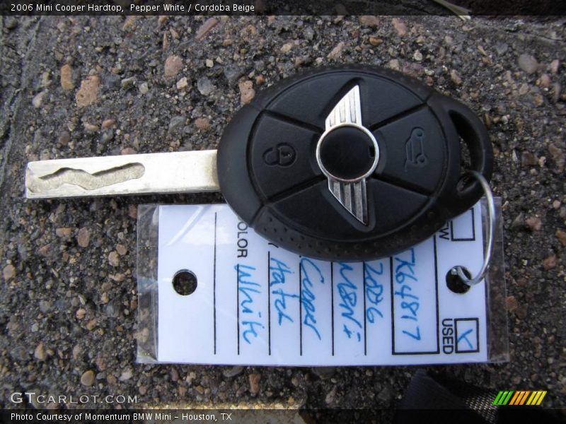 Pepper White / Cordoba Beige 2006 Mini Cooper Hardtop