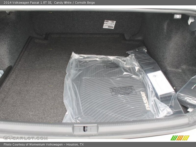 Candy White / Cornsilk Beige 2014 Volkswagen Passat 1.8T SE