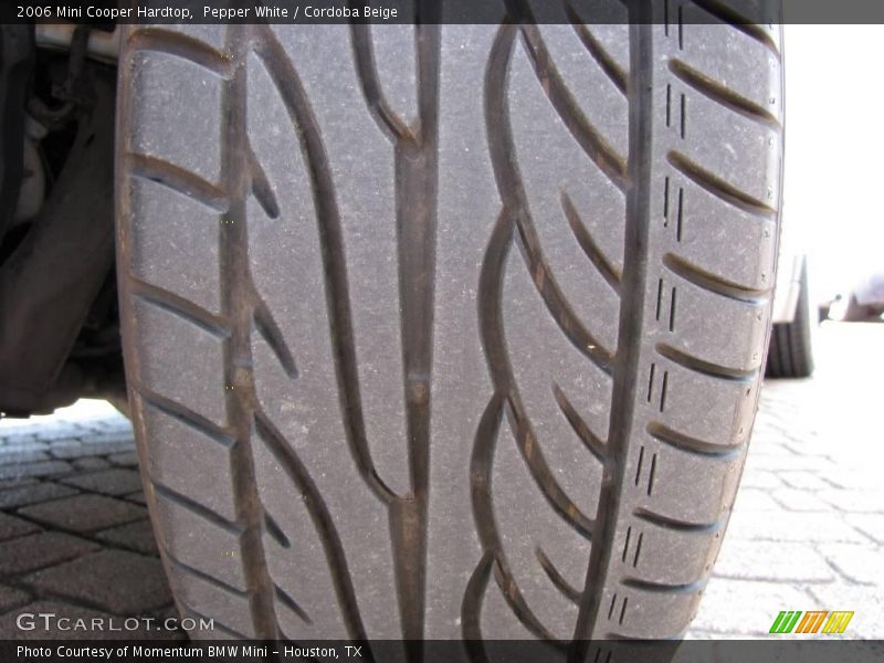 Pepper White / Cordoba Beige 2006 Mini Cooper Hardtop