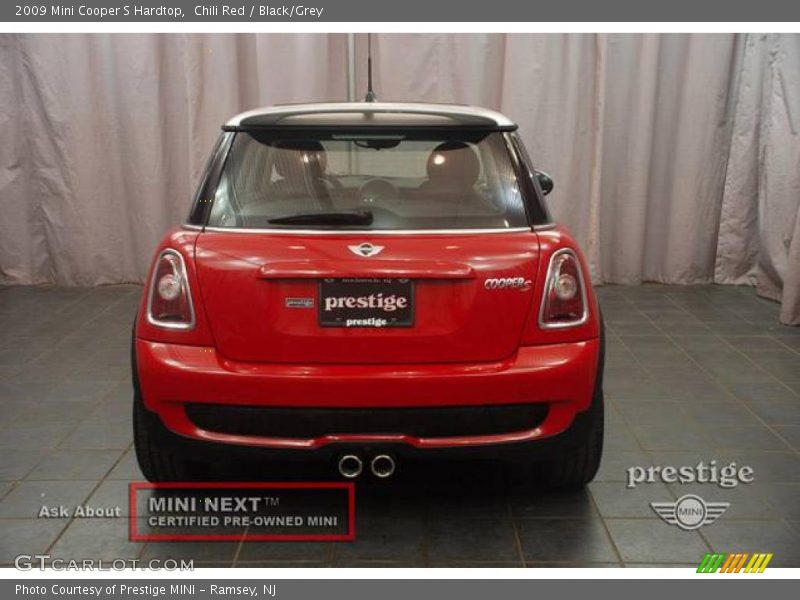 Chili Red / Black/Grey 2009 Mini Cooper S Hardtop