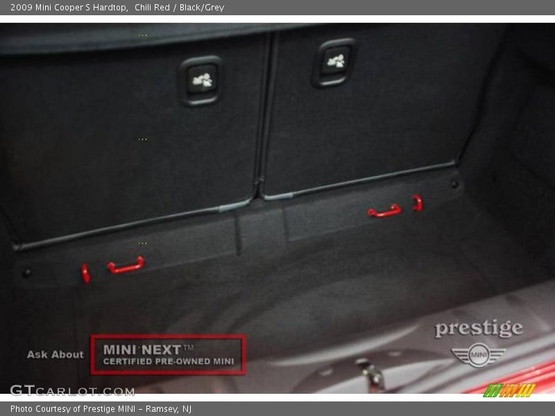 Chili Red / Black/Grey 2009 Mini Cooper S Hardtop