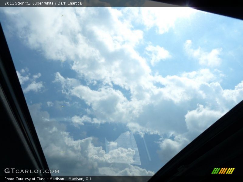 Super White / Dark Charcoal 2011 Scion tC