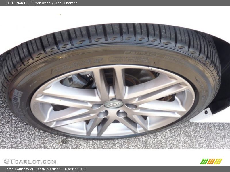 Super White / Dark Charcoal 2011 Scion tC