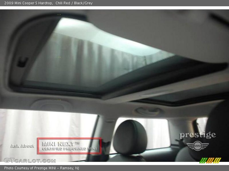 Chili Red / Black/Grey 2009 Mini Cooper S Hardtop
