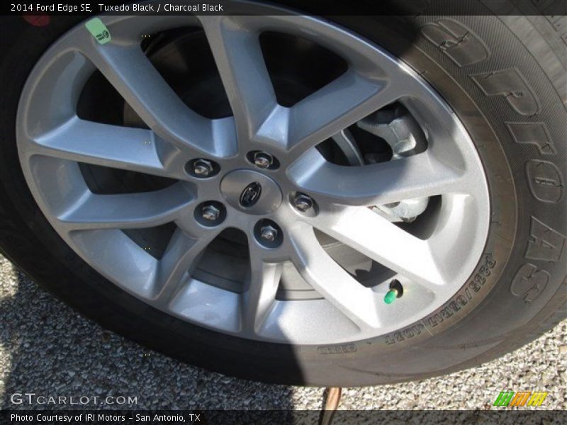 Tuxedo Black / Charcoal Black 2014 Ford Edge SE