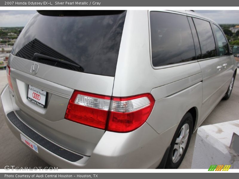 Silver Pearl Metallic / Gray 2007 Honda Odyssey EX-L