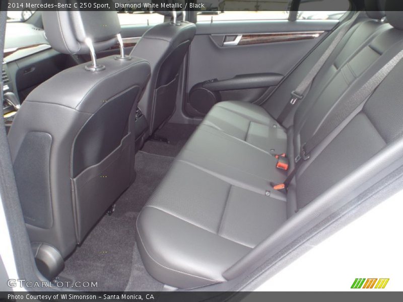 Diamond White Metallic / Black 2014 Mercedes-Benz C 250 Sport