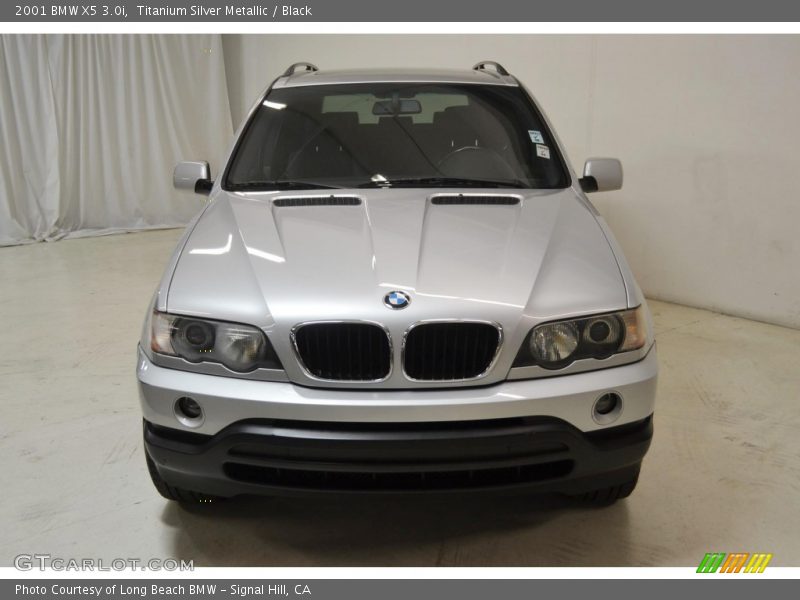 Titanium Silver Metallic / Black 2001 BMW X5 3.0i