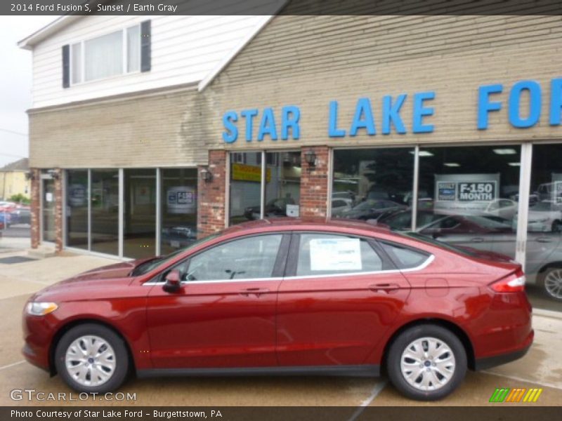 Sunset / Earth Gray 2014 Ford Fusion S