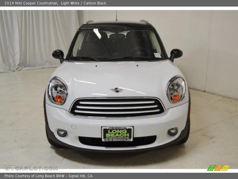 Light White / Carbon Black 2014 Mini Cooper Countryman