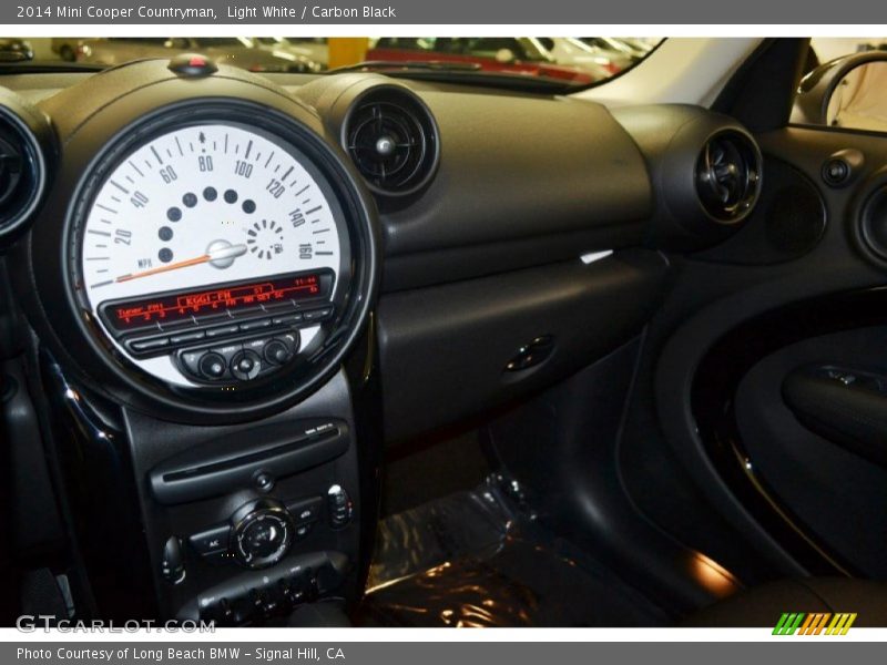 Light White / Carbon Black 2014 Mini Cooper Countryman