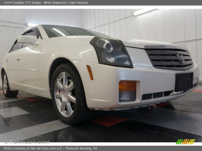 White Diamond / Light Neutral 2004 Cadillac CTS Sedan