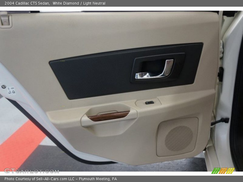White Diamond / Light Neutral 2004 Cadillac CTS Sedan