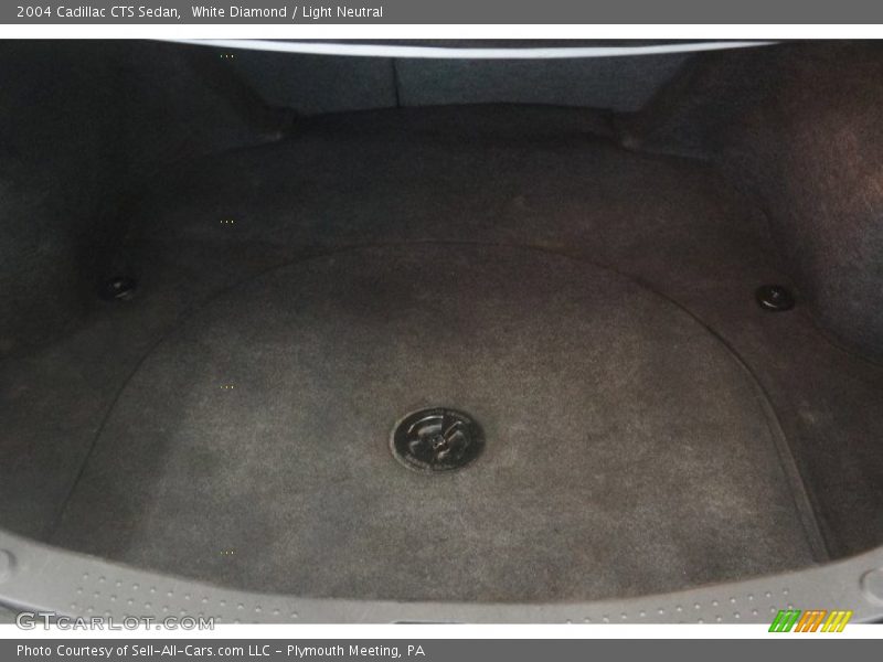 White Diamond / Light Neutral 2004 Cadillac CTS Sedan