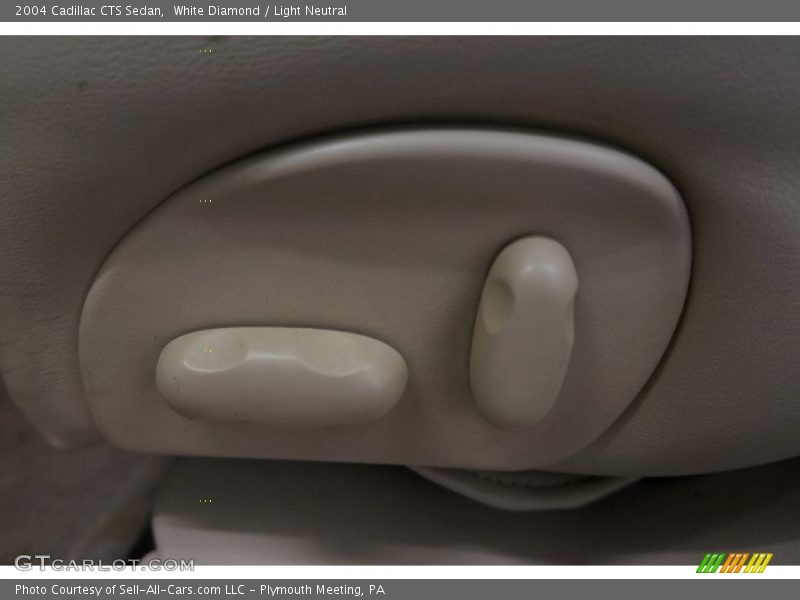 White Diamond / Light Neutral 2004 Cadillac CTS Sedan