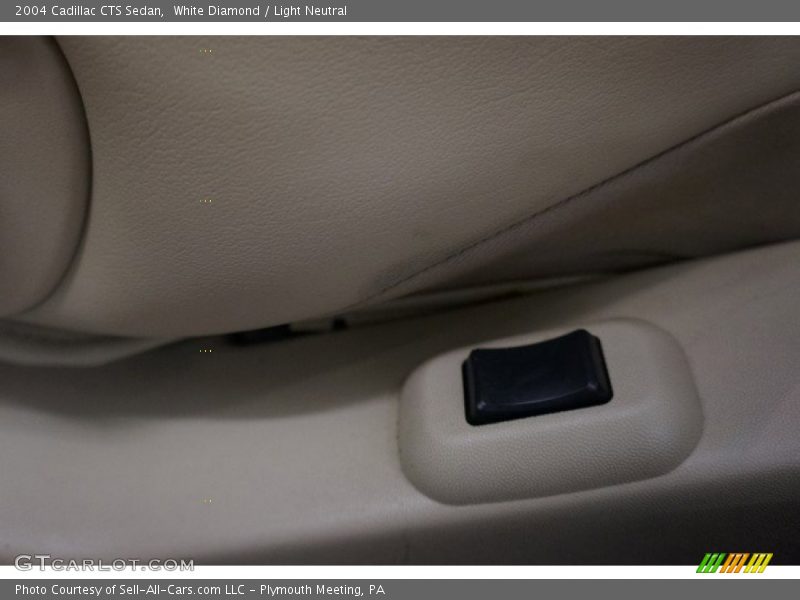 White Diamond / Light Neutral 2004 Cadillac CTS Sedan