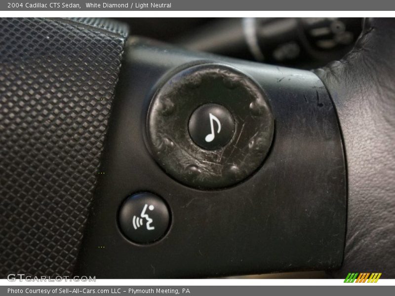 White Diamond / Light Neutral 2004 Cadillac CTS Sedan