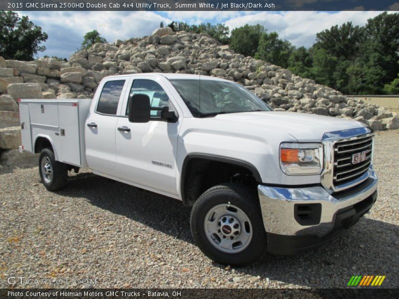 Front 3/4 View of 2015 Sierra 2500HD Double Cab 4x4 Utility Truck