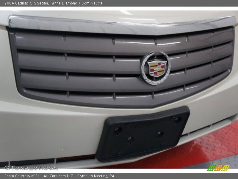 White Diamond / Light Neutral 2004 Cadillac CTS Sedan
