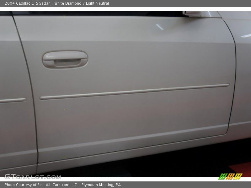 White Diamond / Light Neutral 2004 Cadillac CTS Sedan
