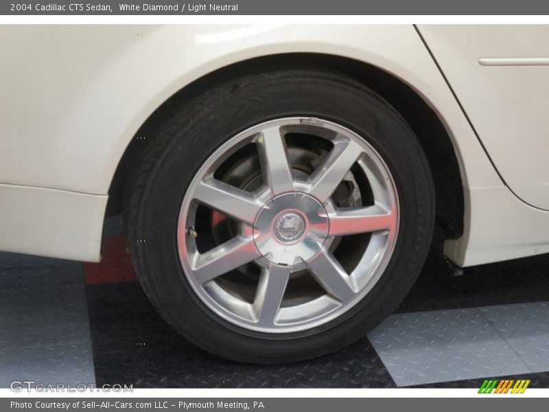 White Diamond / Light Neutral 2004 Cadillac CTS Sedan