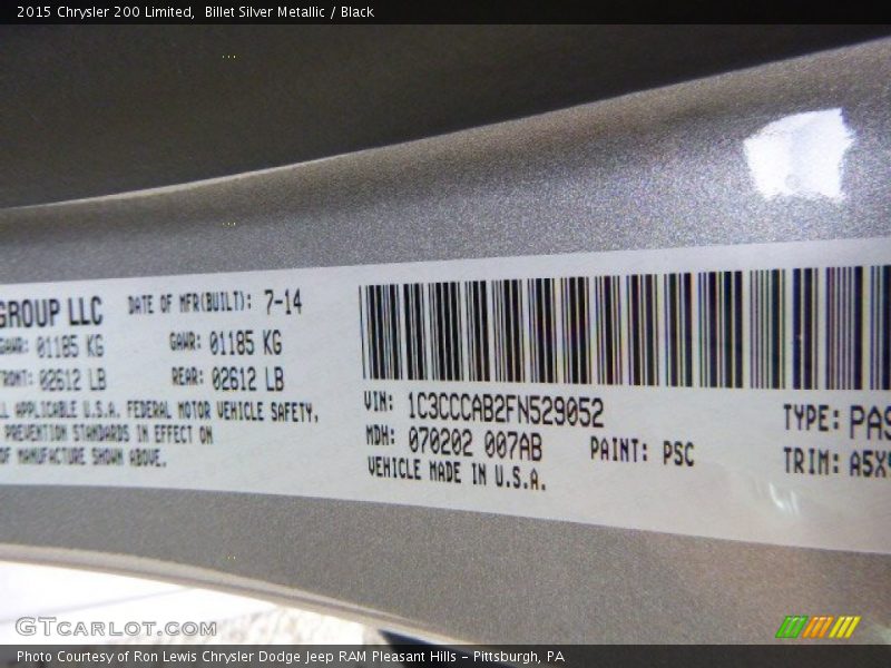 Billet Silver Metallic / Black 2015 Chrysler 200 Limited