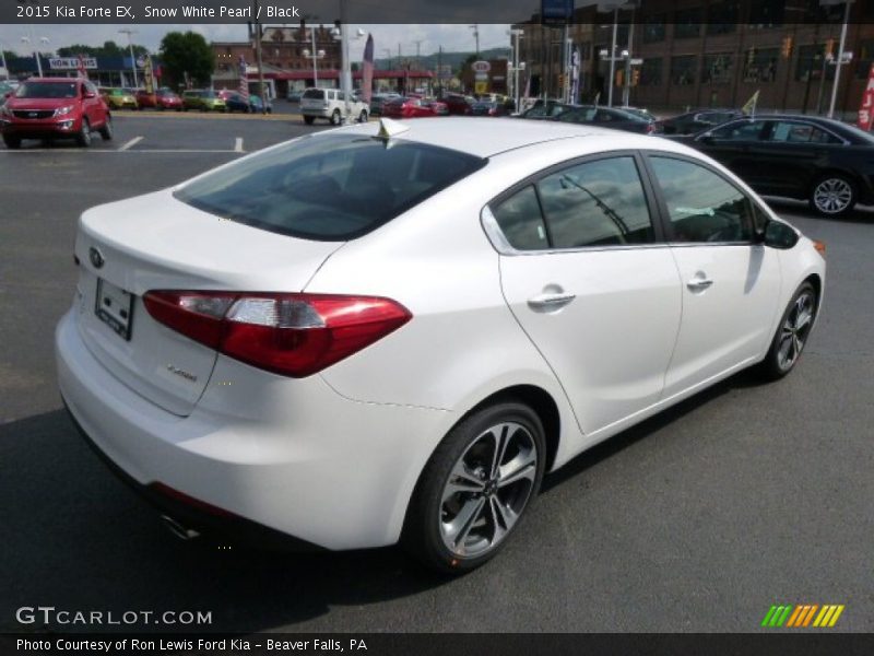 Snow White Pearl / Black 2015 Kia Forte EX