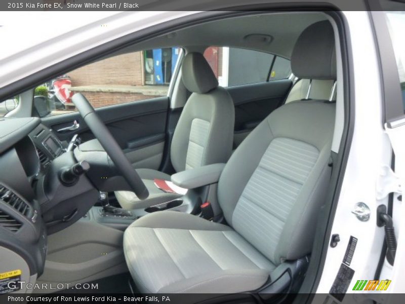 Snow White Pearl / Black 2015 Kia Forte EX