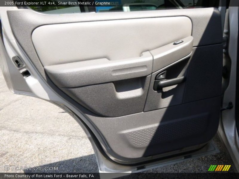 Silver Birch Metallic / Graphite 2005 Ford Explorer XLT 4x4