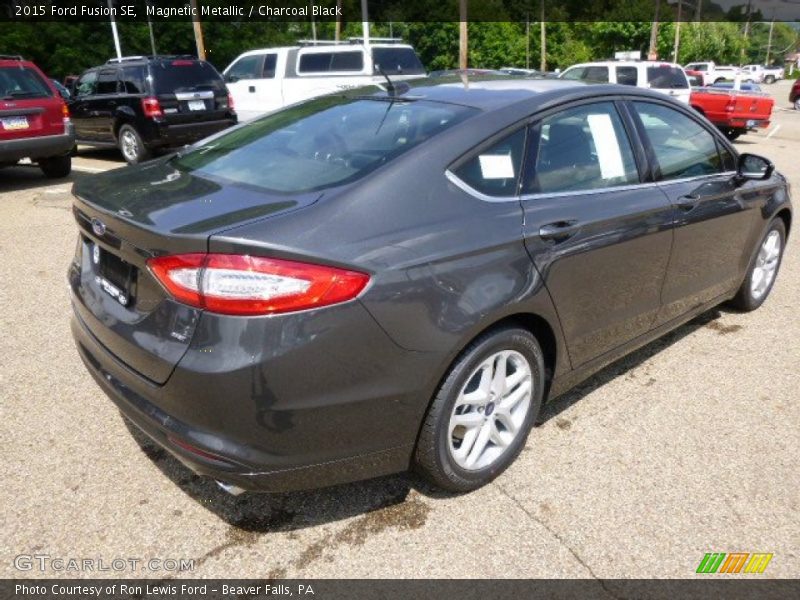 Magnetic Metallic / Charcoal Black 2015 Ford Fusion SE