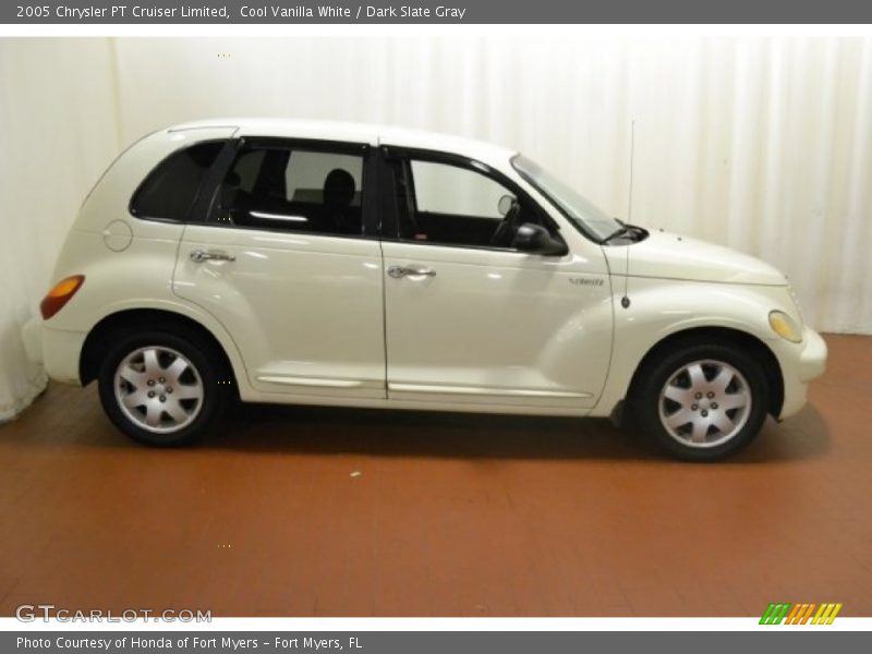 Cool Vanilla White / Dark Slate Gray 2005 Chrysler PT Cruiser Limited