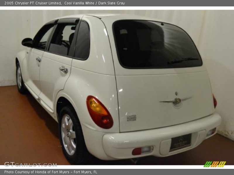 Cool Vanilla White / Dark Slate Gray 2005 Chrysler PT Cruiser Limited
